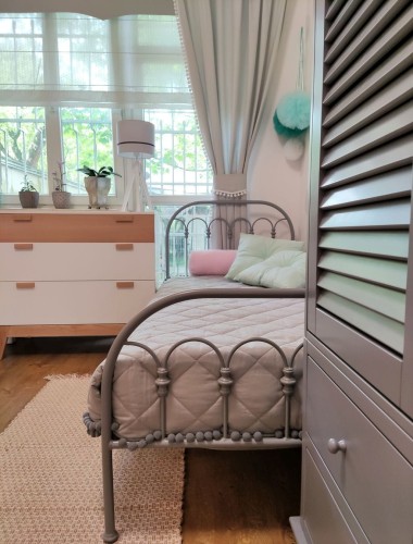 Łóżko metalowe dla dzieci szare